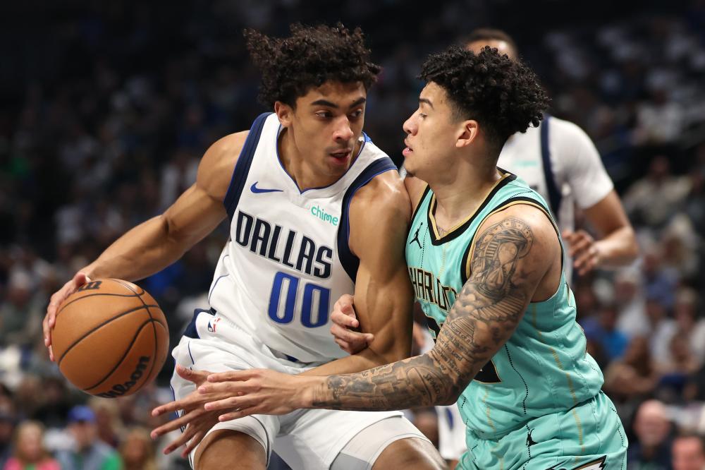 她都在不断 她都在不断