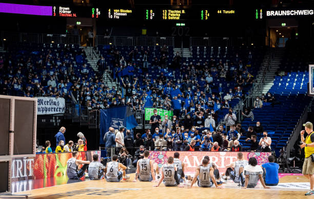 裁判判罚被 裁判判罚被